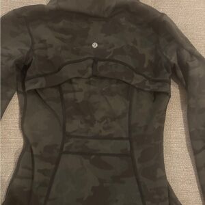 Lululemon define Camouflage Jacket